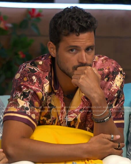 Felipe’s marble print shirt on Love Island USA