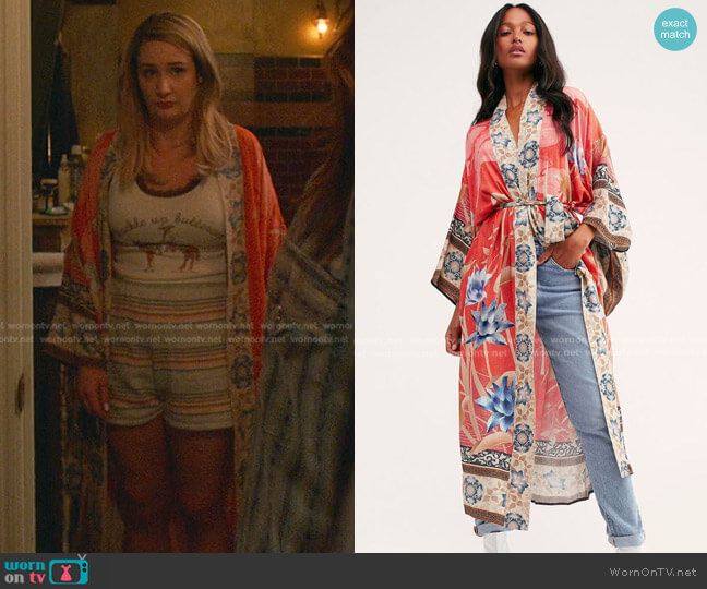Free People Cherry Blossom Kimono worn by Davia (Emma Hunton) on Good Trouble