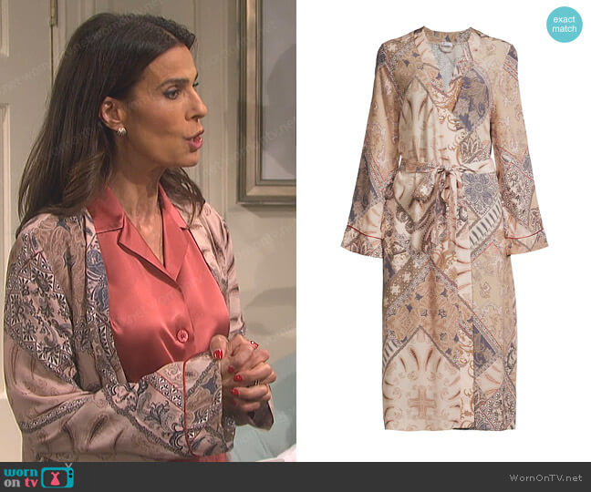 Hanro Lille Patchwork Print Robe worn by Hope Williams (Kristian Alfonso) on Days of our Lives