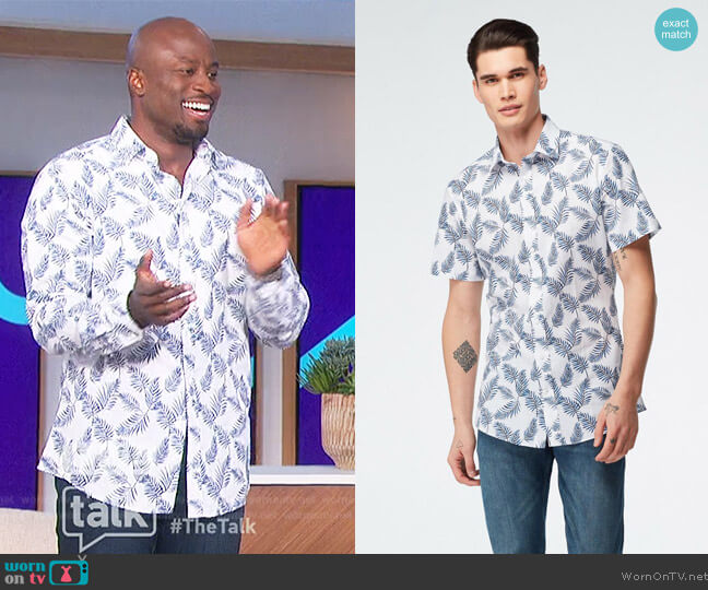 Indochina Seaham Palm Print Casual Shirt worn by Akbar Gbajabiamila on The Talk