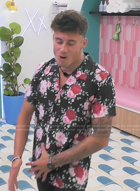 Isaiah’s black floral shirt on Love Island USA