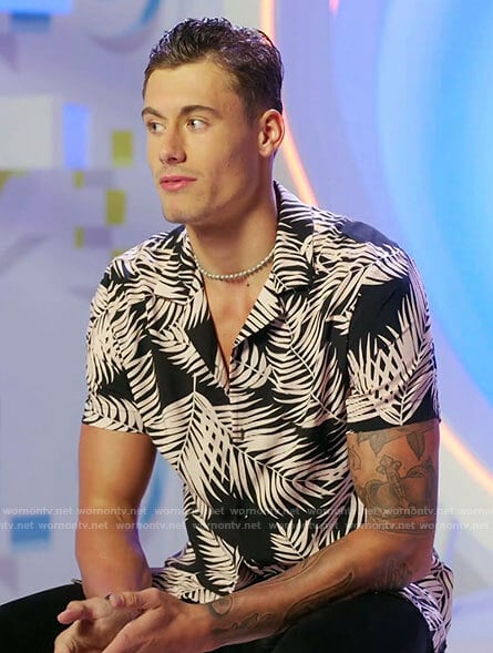 Isaiah’s leaf print shirt on Love Island USA