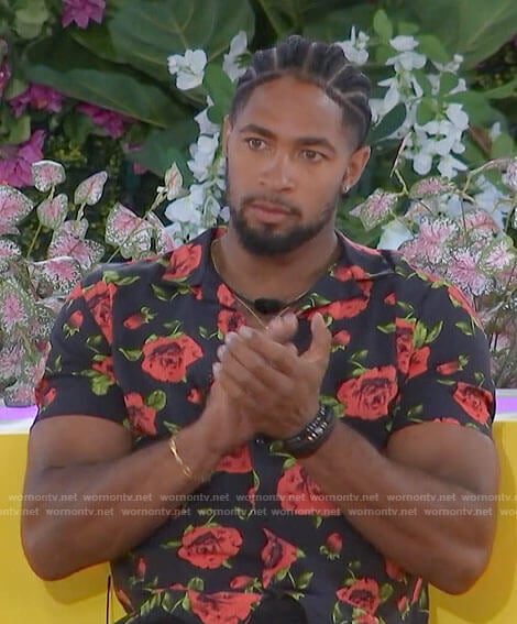 Jesse’s black rose print shirt on Love Island USA