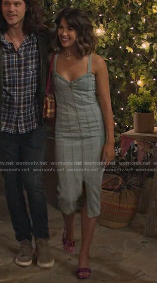 Louise’s denim zip front midi dress on Maggie