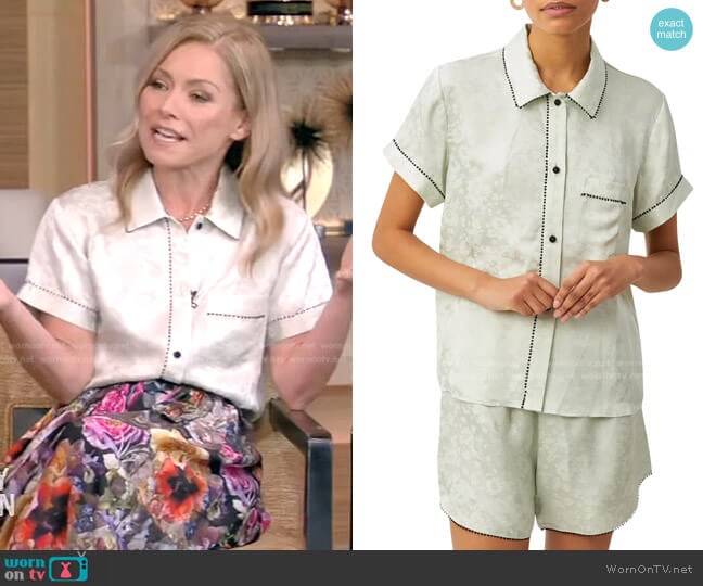 Morgan Lane Tami Floral Jacquard Pajama Top worn by Kelly Ripa on Live with Kelly and Mark