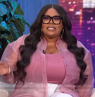 Nina’s pink sheer shirt and bodysuit on E! News Nightly Pop