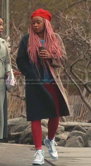 Phoebe’s grey and brown colorblock coat on Everythings Trash