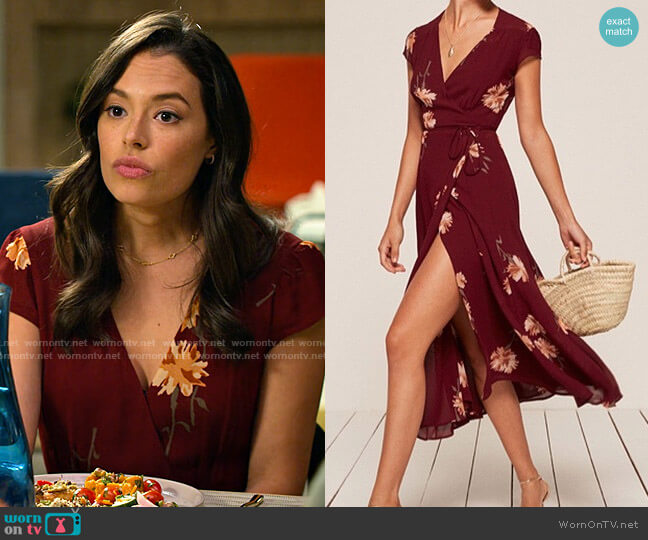 Reformation Carina Dress in Auburn worn by Jessie (Chloe Bridges) on Maggie