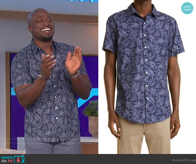 Rodd and Gunn Prebbleton Sport Fit Print Short Sleeve Button-Up Shirt worn by Akbar Gbajabiamila on The Talk