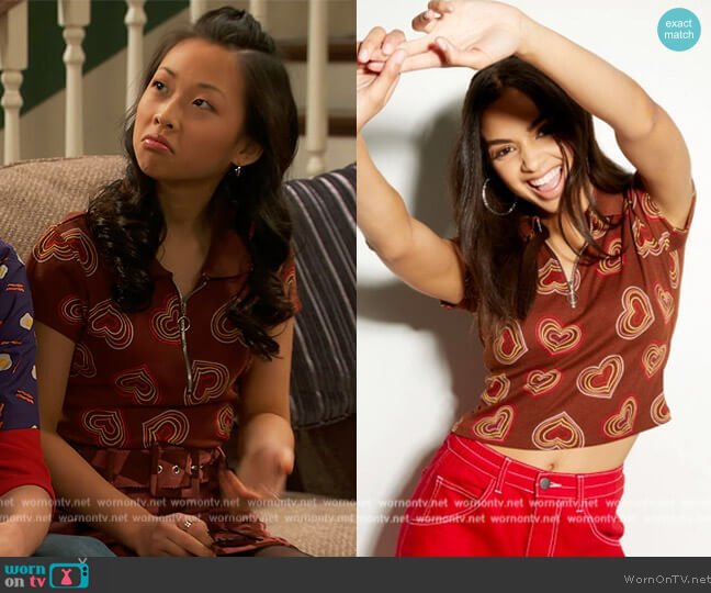 Rue21 Brown Heart Print O Ring Polo Zip Tee worn by Ivy (Emmy Liu-Wang) on Ravens Home