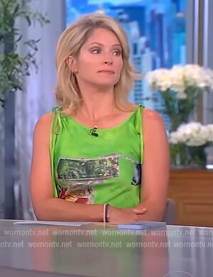 Sara’s green printed satin dress on The View