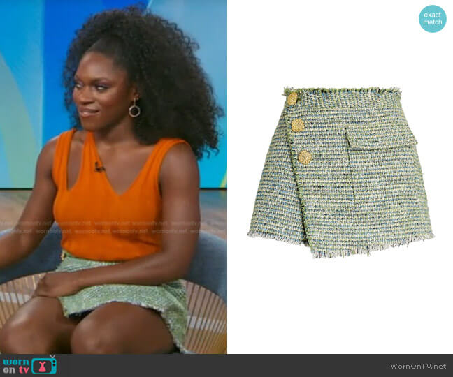 Self Portrait Frayed Boucle-Tweed Skort worn by Nkeki Obi-Melekwe on Good Morning America