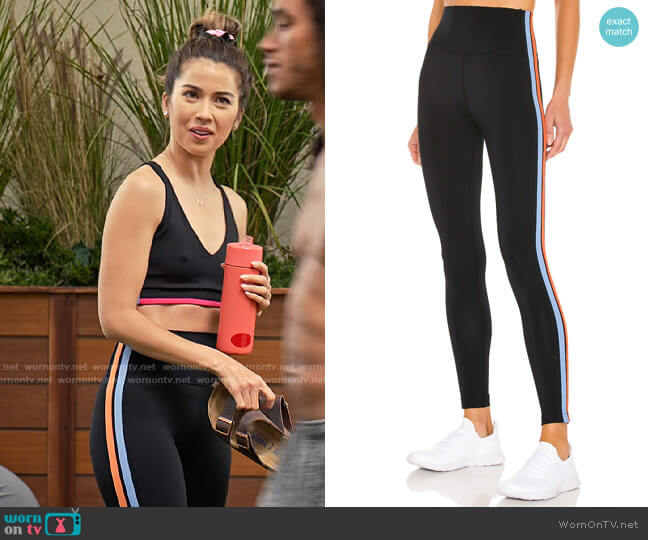 Splits59 Gloria Leggings in Black Jacinthe worn by Louise (Nichole Sakura) on Maggie