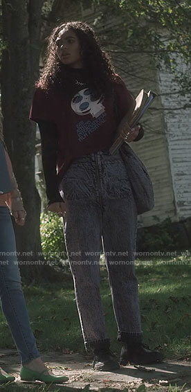 Tabby’s acid wash jeans on Pretty Little Liars Original Sin