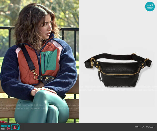 Universal Thread Belt Bag worn by Louise (Nichole Sakura) on Maggie