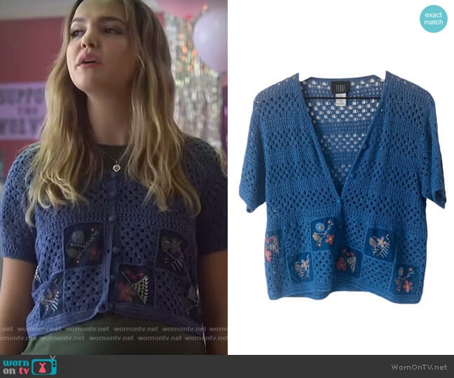 Teddi Dresses Vintage Open Knit Cardigan worn by Imogen Adams (Bailee Madison) on Pretty Little Liars Original Sin