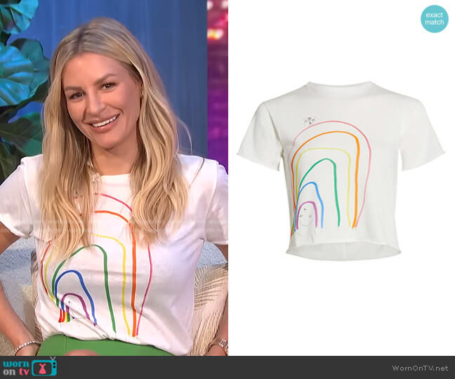 The Row Rainbow Organic Cotton Graphic Tee worn by Monique Kelley on E! News