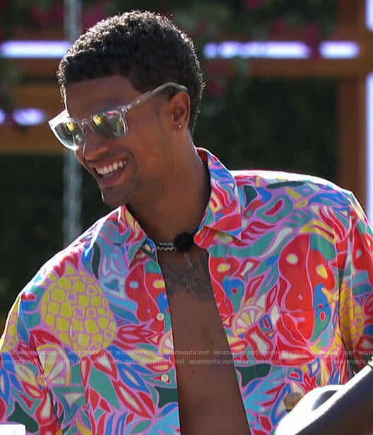Timmy’s printed shirt and shorts set on Love Island USA