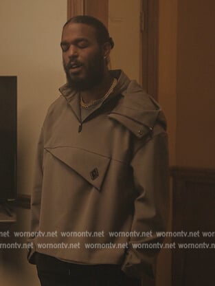 Trig’s jacket with front pocket on Chi