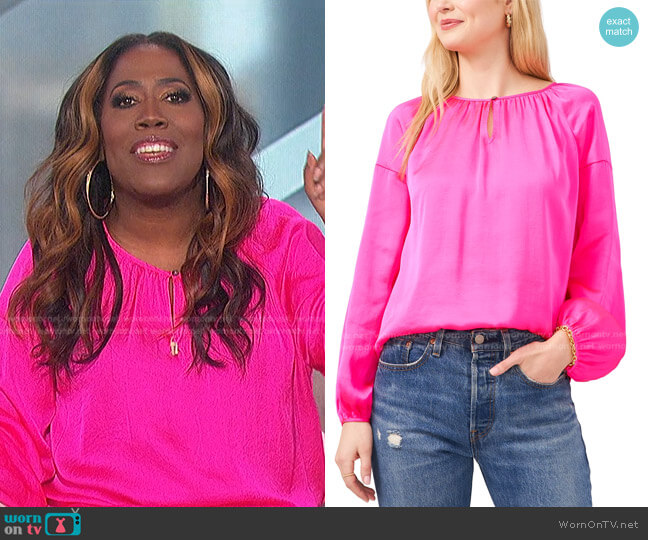Vince Camuto Keyhole Peasant Top worn by Sheryl Underwood on The Talk
