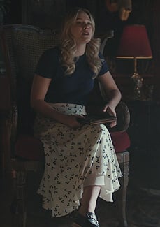 Polly’s white floral print skirt on Riverdale