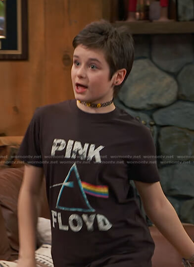 Winnie’s Pink Floyd print tee on Bunkd