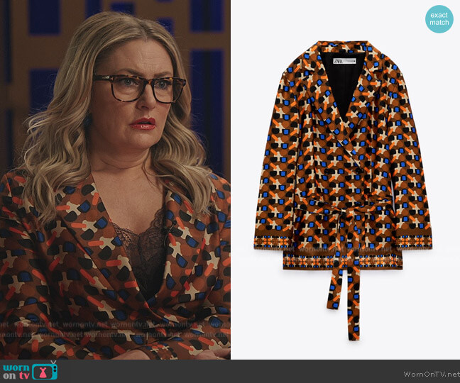 Printed Blazer with Zara worn by Alice Cooper (Mädchen Amick) on Riverdale