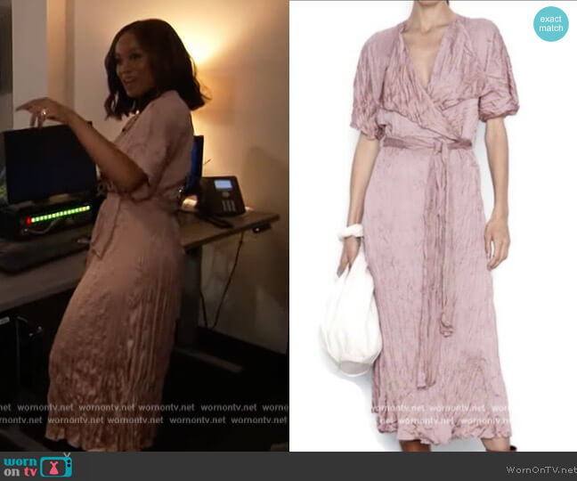 Zara Wrinkle Wrap Dress worn by Rachel Lindsay on Extra