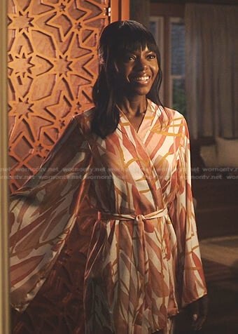 Zenzi’s pink printed robe and pants on Tom Swift