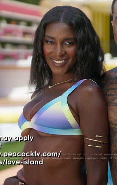 Zeta’s blue ombre bikini on Love Island USA