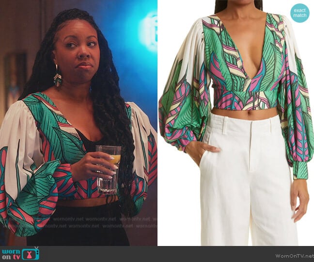 Kimberly Goldson Liyah Tropical Print Crop Blouse worn by Malika (Toccarra Cash) on Everythings Trash