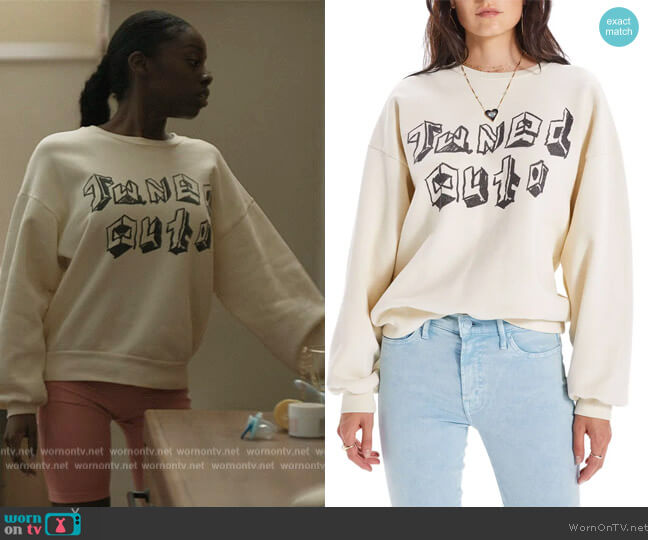 Mother The Drop Square Stargazer Cotton Graphic Sweatshirt worn by Kiesha Williams (Birgundi Baker) on The Chi