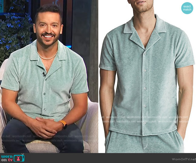 Reiss Johnson Velour Cuban Shirt worn by Jai Rodriguez on E! News