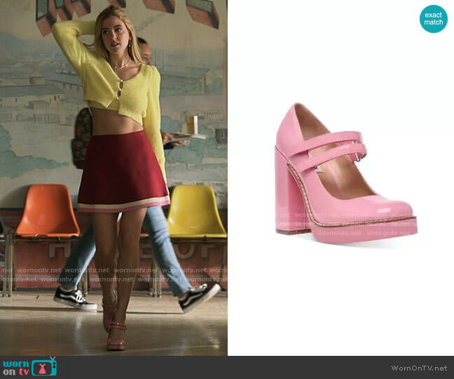 Steve Madden Twice Mary Jane Platform Pump worn by Kelly Beasley (Mallory Bechtel) on Pretty Little Liars Original Sin