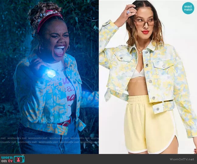 Urban Revivo Floral Print Denim Jacket with Cut Out Detail worn by Kourtney (Dara Renee) on High School Musical The Musical The Series