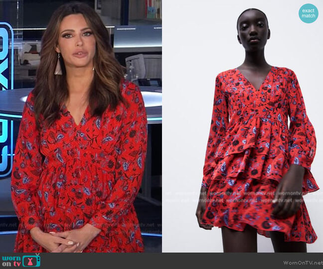 Zara Floral Print Dress worn by Jennifer Lahmer on Extra