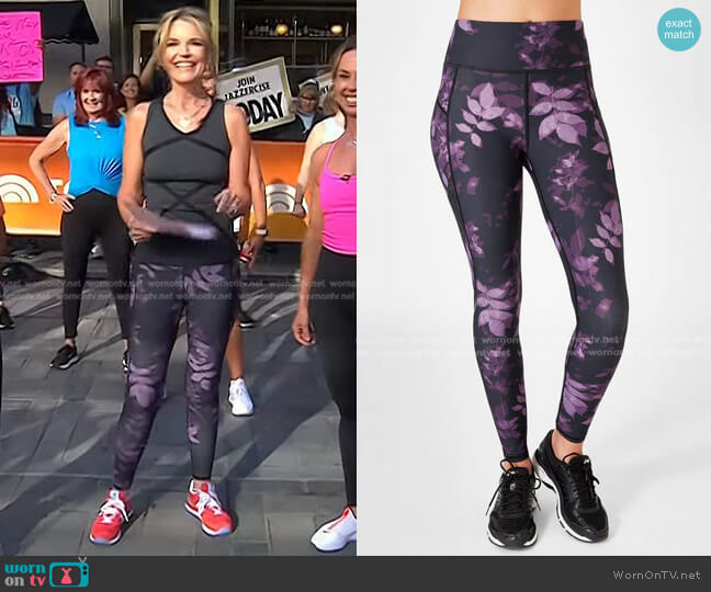 Sweaty Betty Zero Gravity Run Leggings worn by Savannah Guthrie on Today