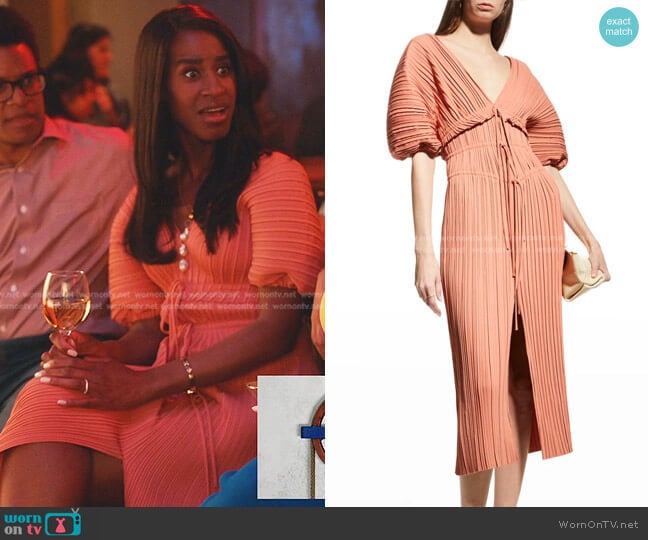 A.L.C. Stella Puff-Sleeve Plisse Dress worn by Jessie (Nneka Okafor) on Everythings Trash
