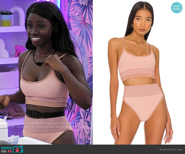 Beach Riot Eva Bikini Top in Blush Colorblock worn by Sereniti Springs on Love Island USA