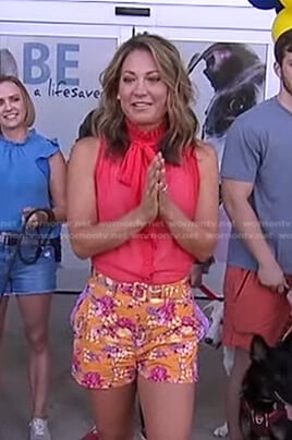 Ginger’s pink tie neck top and orange floral shorts on Good Morning America