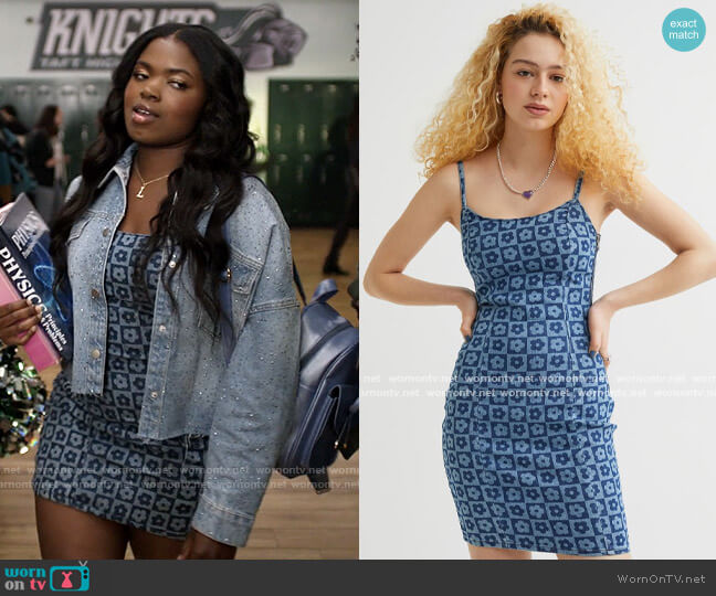 H&M Fitted Dress in Light denim blue/floral worn by Lena (Kyanna Simone) on American Horror Stories