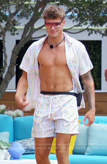 Isaiah’s pastel striped shirt and shorts set on Love Island USA