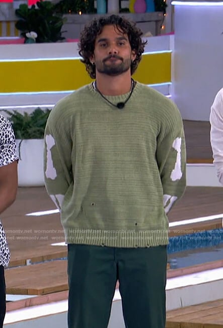 Jared’s green skeleton sweater on Love Island USA