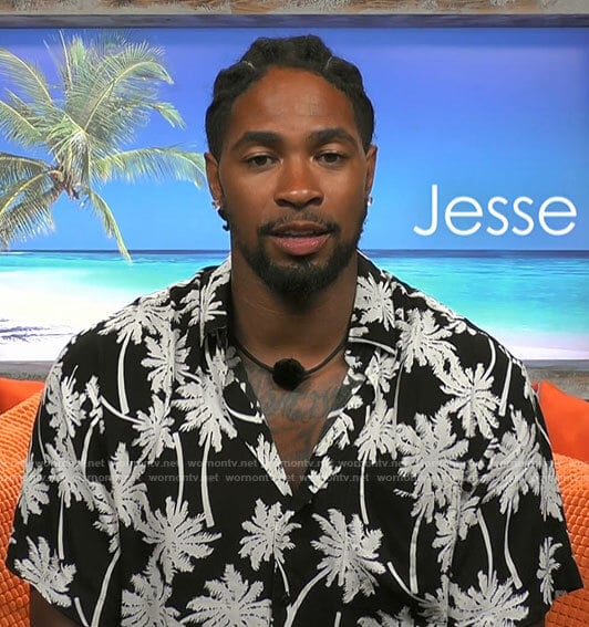 Jesse’s black palm tree print shirt on Love Island USA