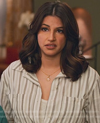 Kamala’s pearl necklace on Never Have I Ever