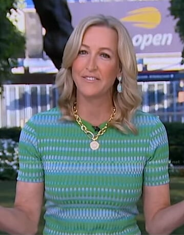 Lara’s green check tee on Good Morning America