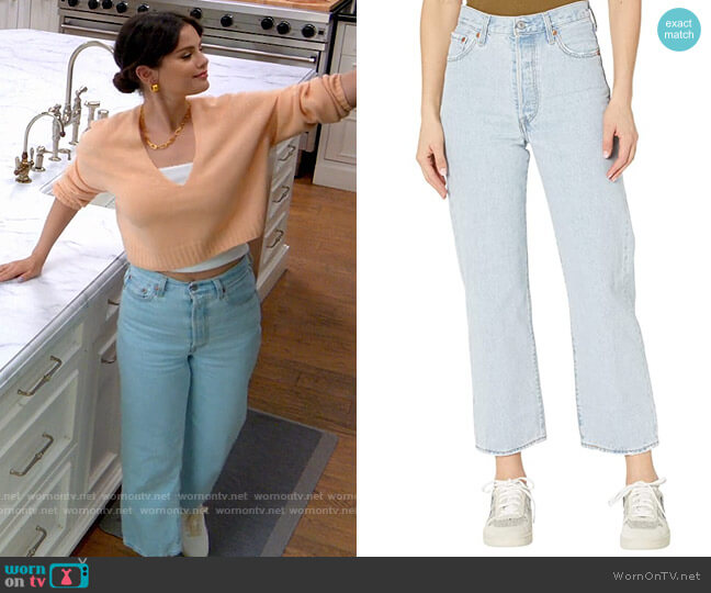 Levis Ribcage Jeans in Ojai Shore worn by Selena Gomez on Selena + Chef