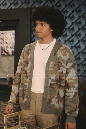 Lino’s camo cardigan on Tom Swift