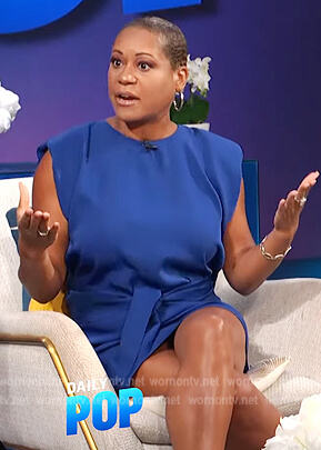 Monique Kelly’s blue tie front dress on E! News Daily Pop