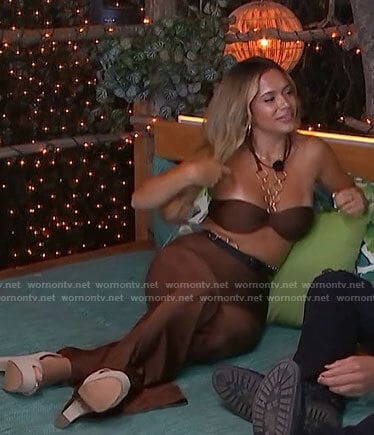Nadjha’s brown chain link crop top and pants set on Love Island USA